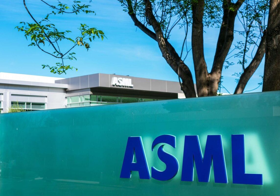 ASML 1 ASML 1