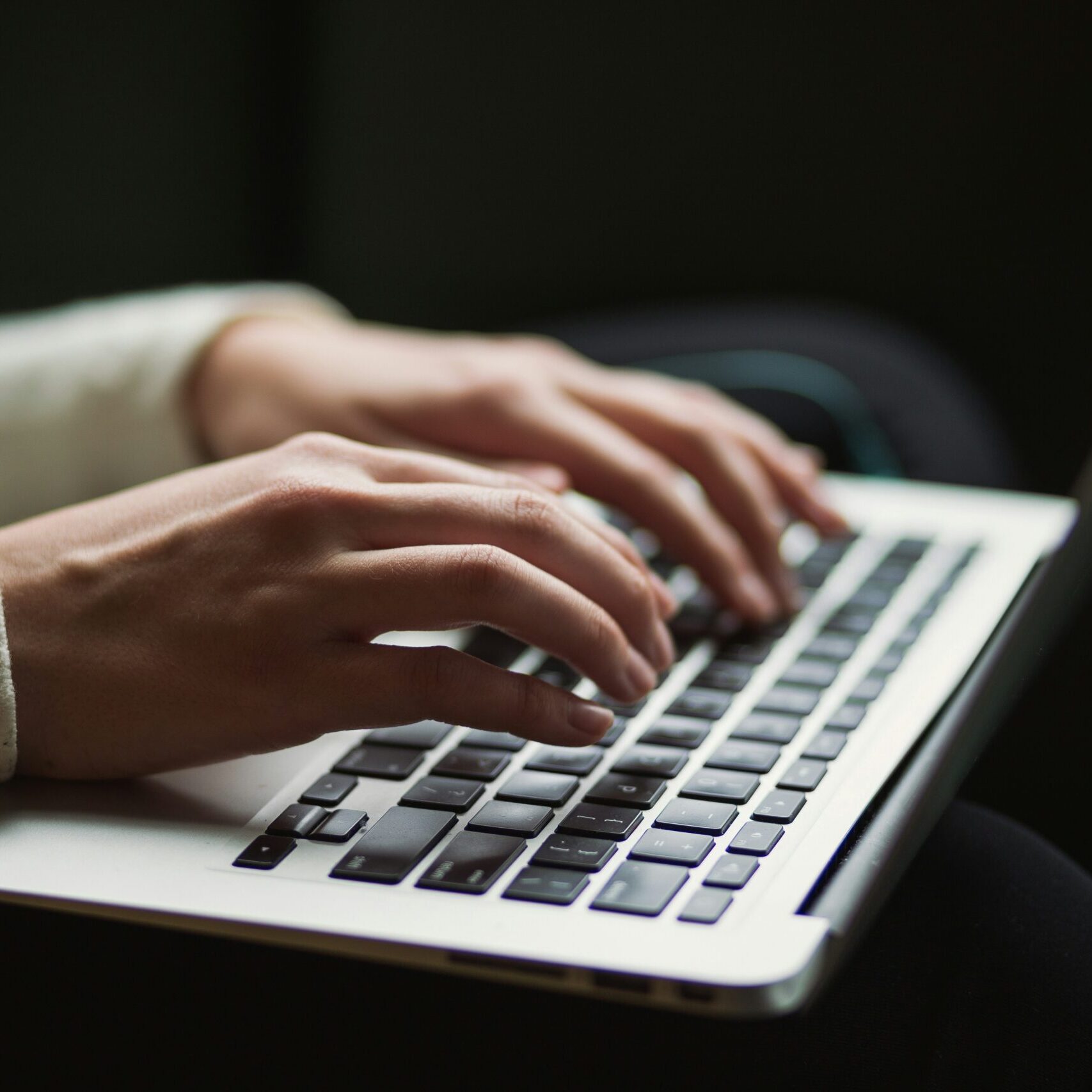 kaitlyn-baker-vZJdYl5JVXY-unsplash (1) kaitlyn-baker-vZJdYl5JVXY-unsplash (1)
